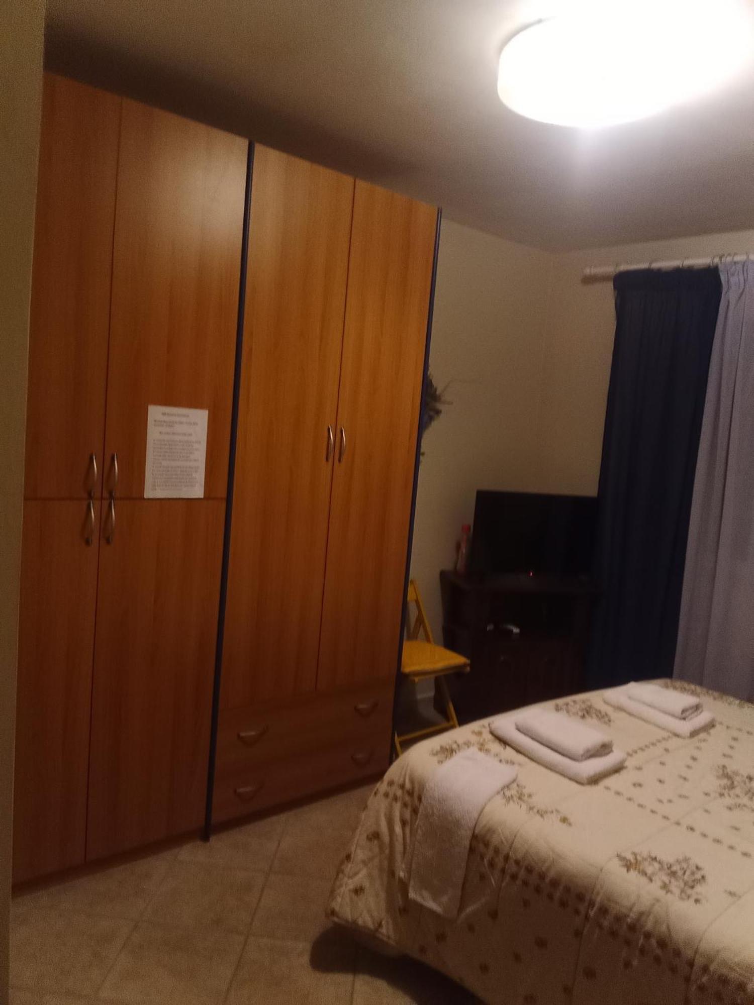 B&B Kazakova Domusnovas Exteriör bild